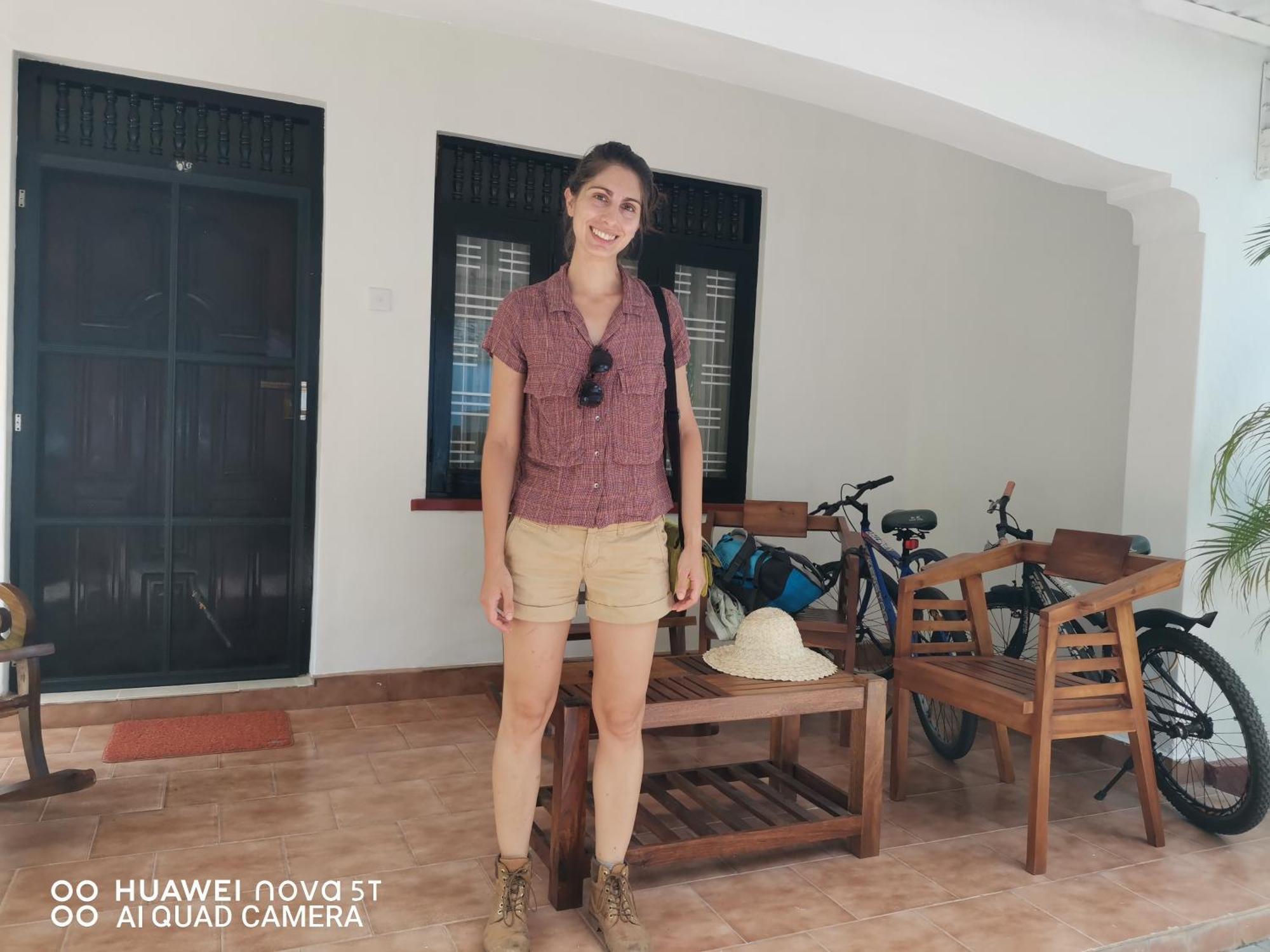 Bee Cottage Negombo Bagian luar foto
