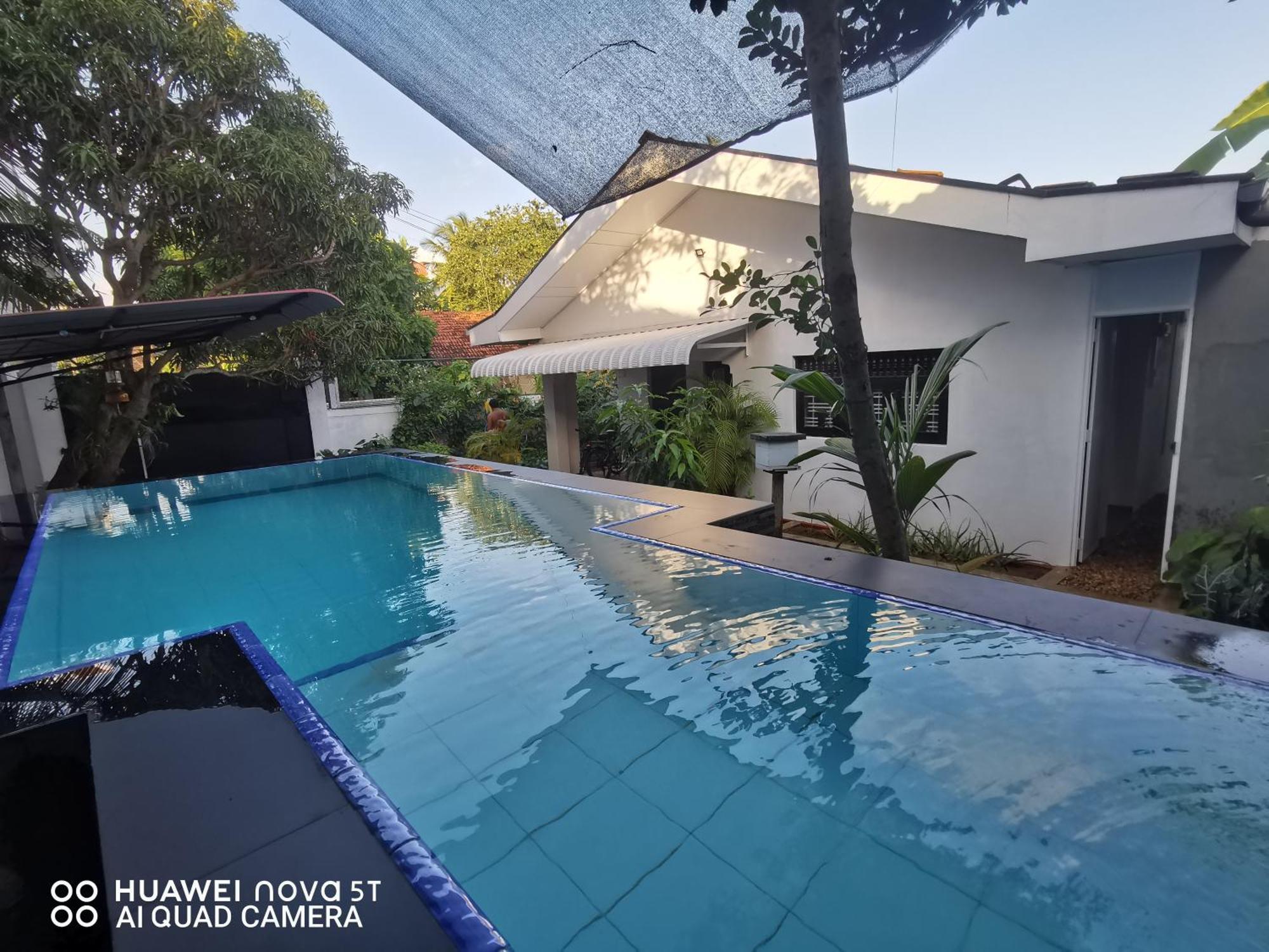 Bee Cottage Negombo Bagian luar foto